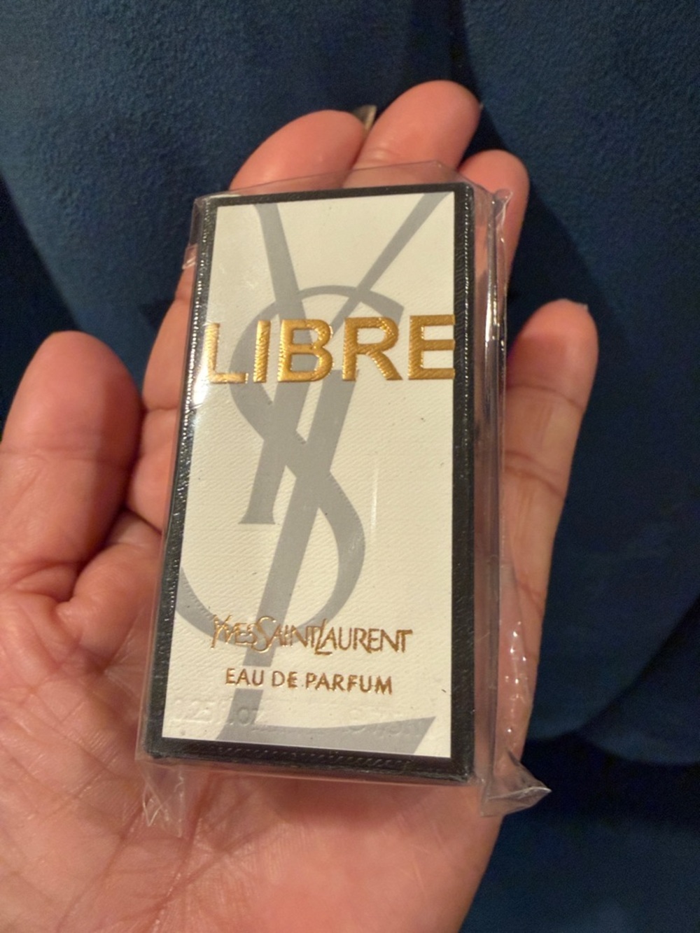 Yves Saint Laurent Libre Mini in White and Gold Packaging